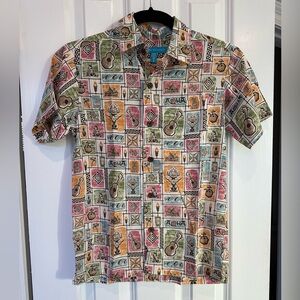Tori Richard Shirt with Hawaiian Disney Polynesian Village print